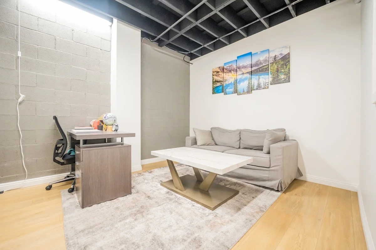 Interior of Losangeles outpatient program — furniture