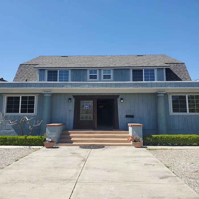 Donny's House Men's Sober Living - Photo 1