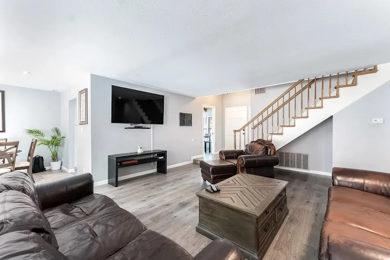 The Park House Sober Living - Photo 1