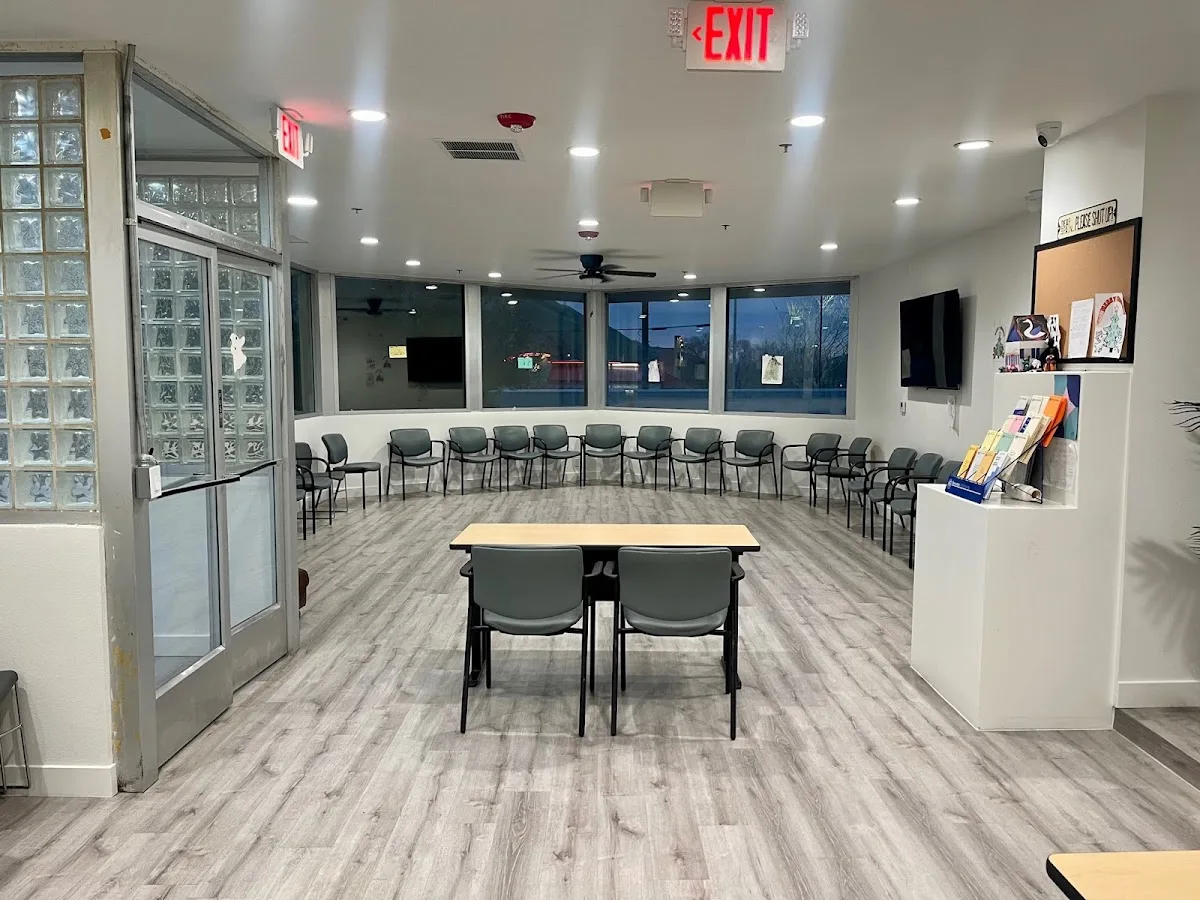 Lake Hughes Recovery - Ảnh 2